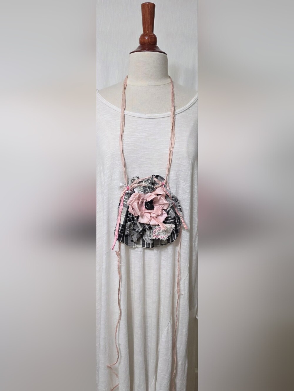 JABOT🩷MOSSIE ANNA ARTISAN DESIGN 🩷 NWT
